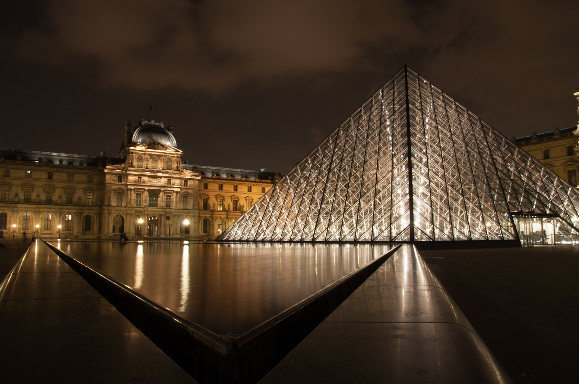 The Louvre, Paris, 2009