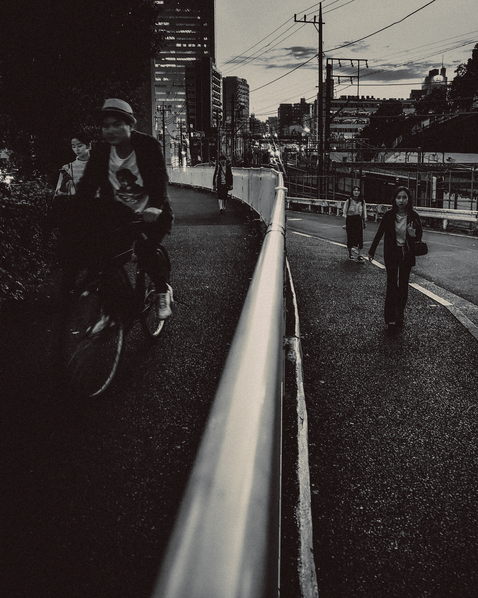 Incidental people, in black and white, Meguro, Tokyo, Japan, October 2019, Huawei P30 Pro.