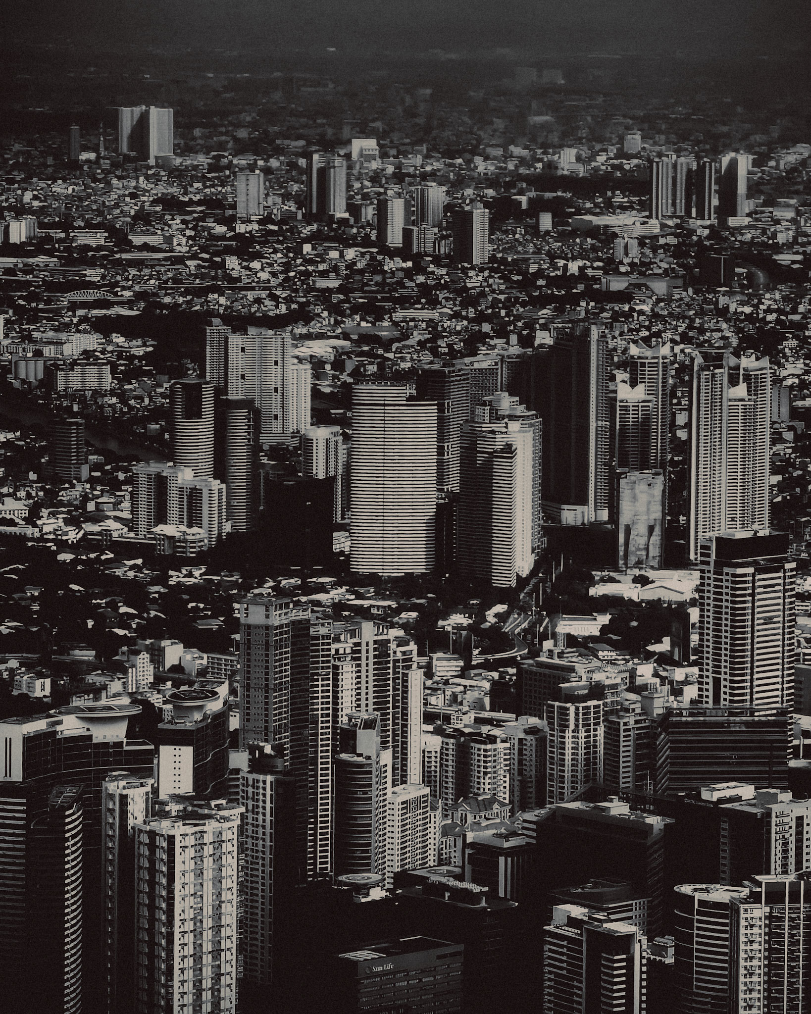 MNL to HND over Taguig, Philippines, October 2019, Huawei P30 Pro.