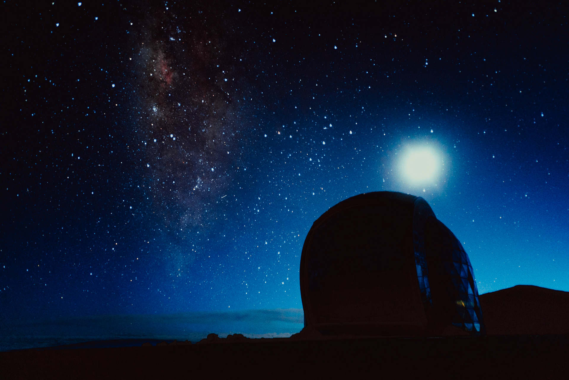 The galactic center of the Milky Way. Mauna Kea Observatories, Hilo, Hawaii, USA, September 2015, Sony A7S.