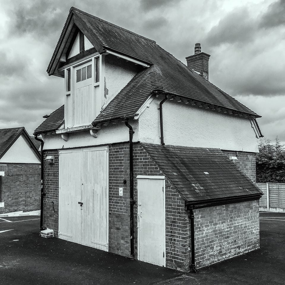 Woodford Bridge Police Station