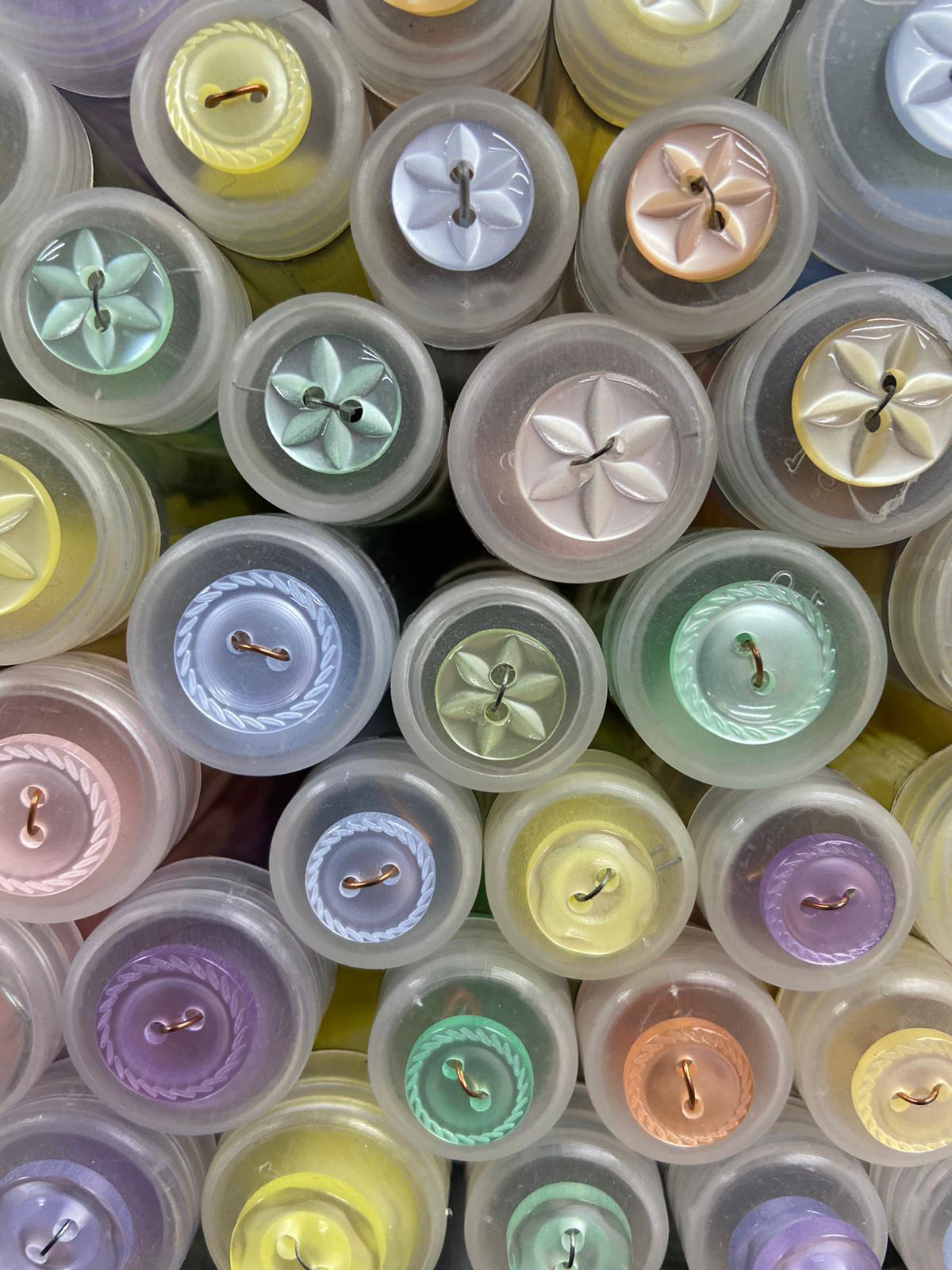BUTTONS