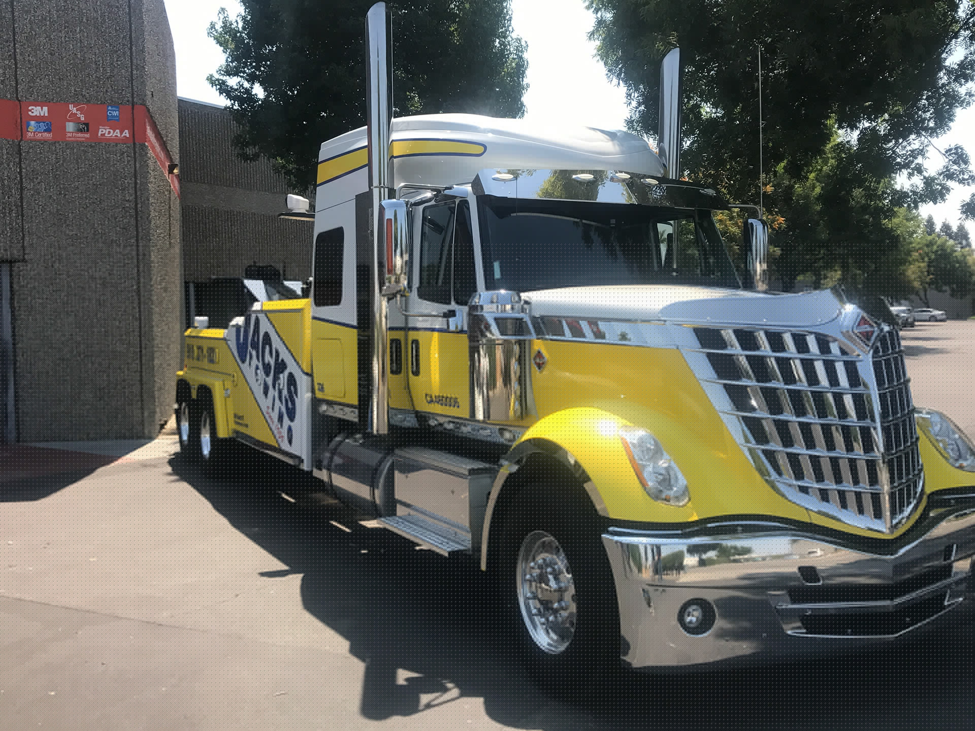 Jack's Towing - Semi Tower