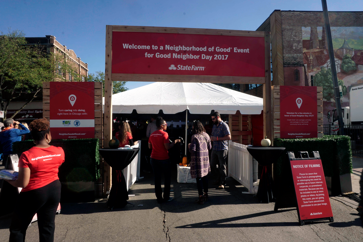 State Farm® Launches Good Neighbor Month to Champion Good Deeds Around the  Country