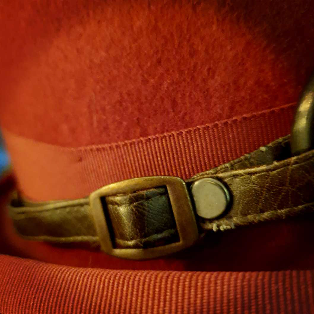 Leather buckle