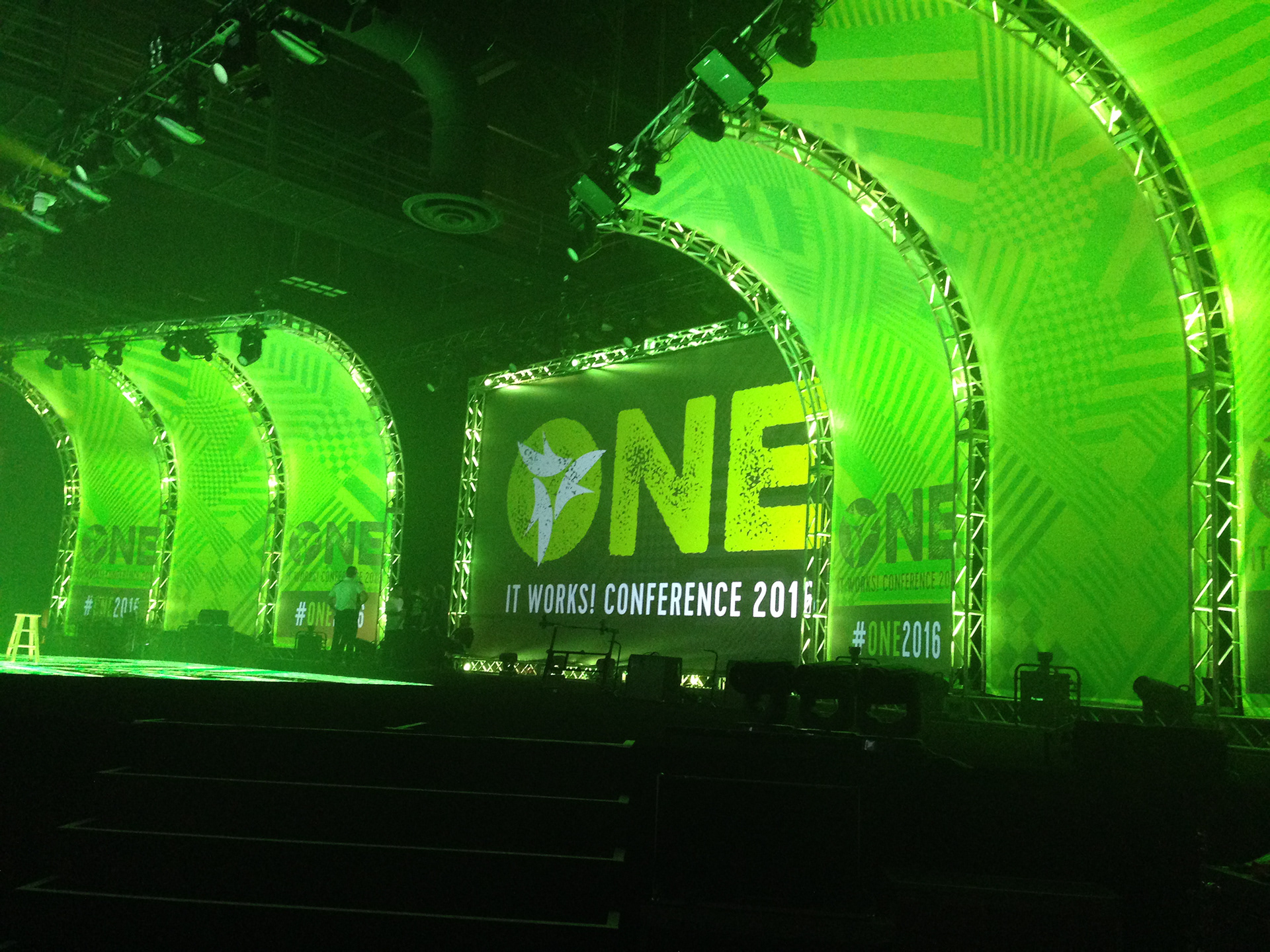 Stage Scenic - LIVE Event