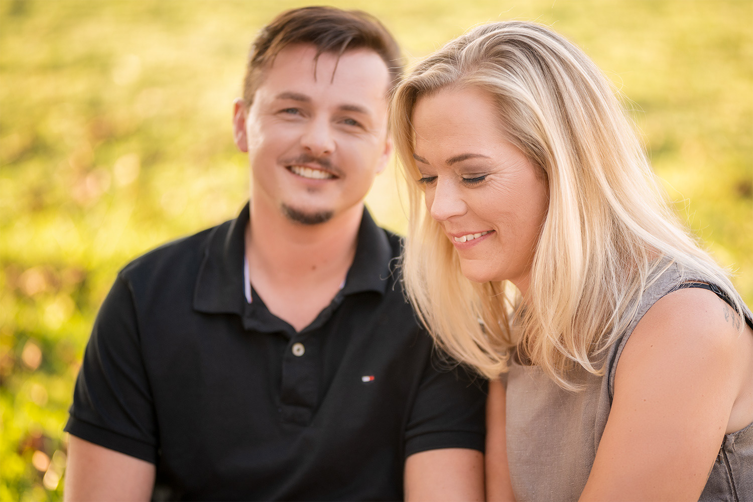 Paarshooting_Ibm_Heratinger_See_Hochzeitsfotografie_Thomas_Traschwandtner_Tau_Light_Media