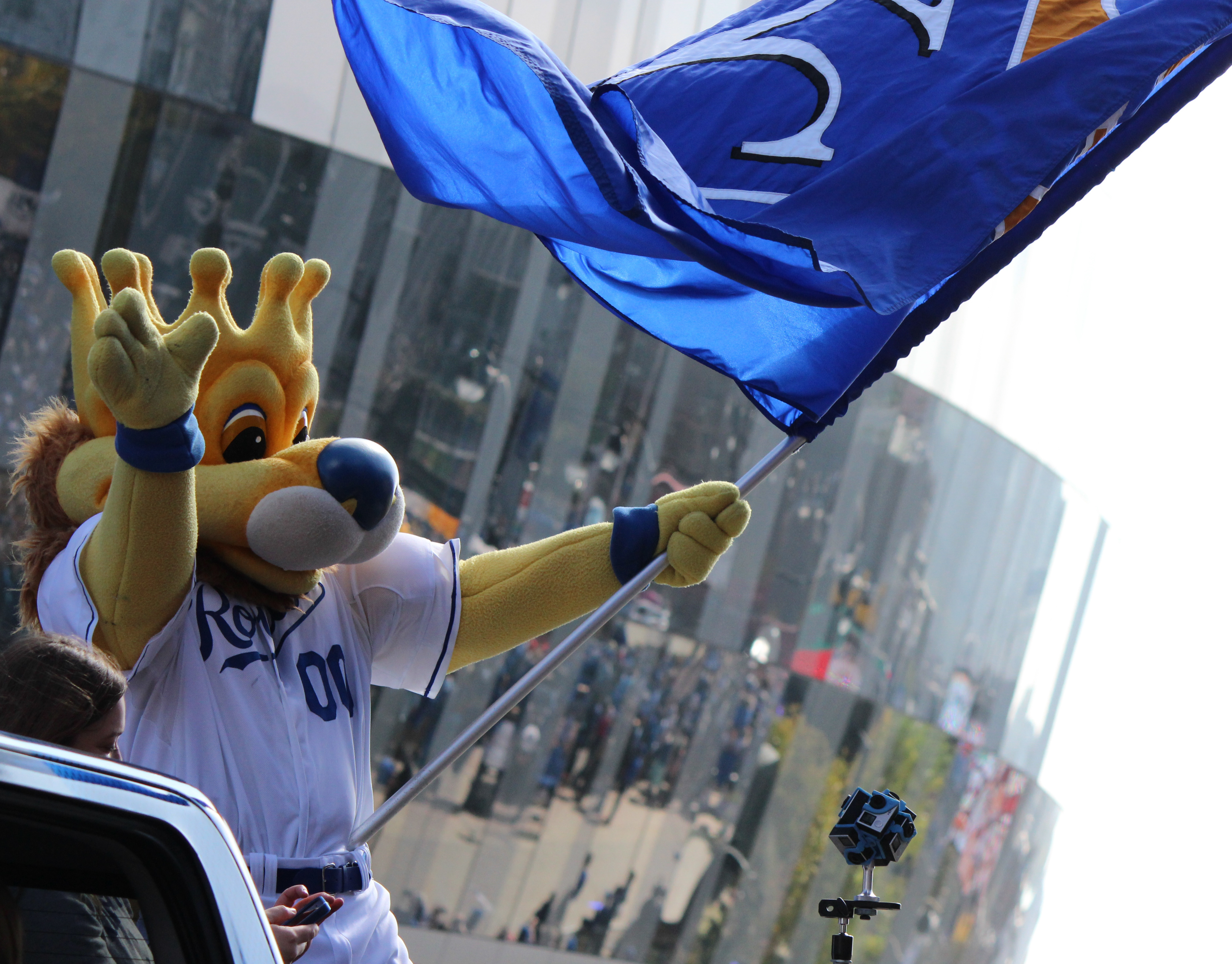 Kirstie Mulligan's Design Portfolio - 2015 World Series Parade & Rally