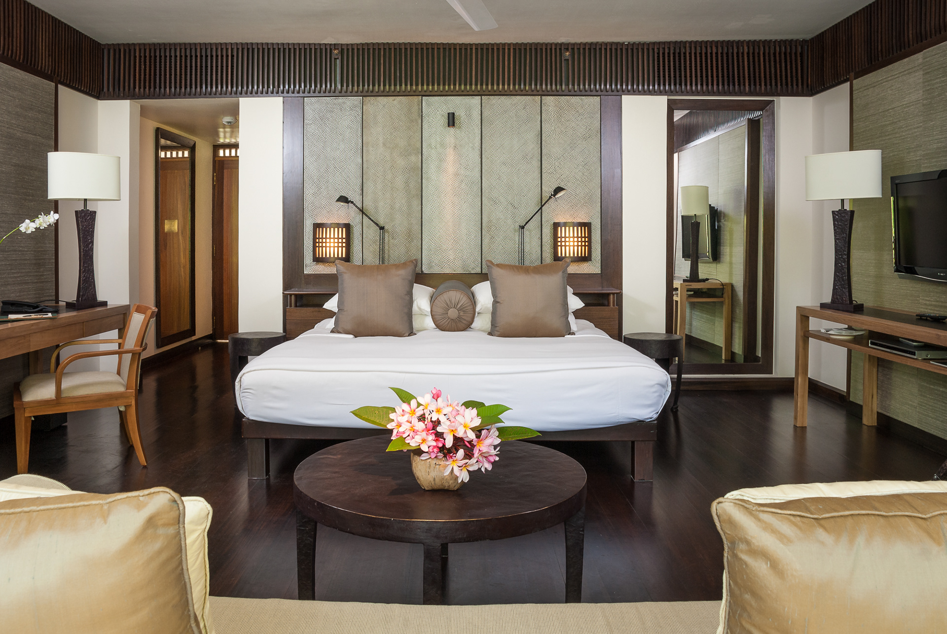 Photo of The Datai bedroom, Langkawi by Gerald Lopez