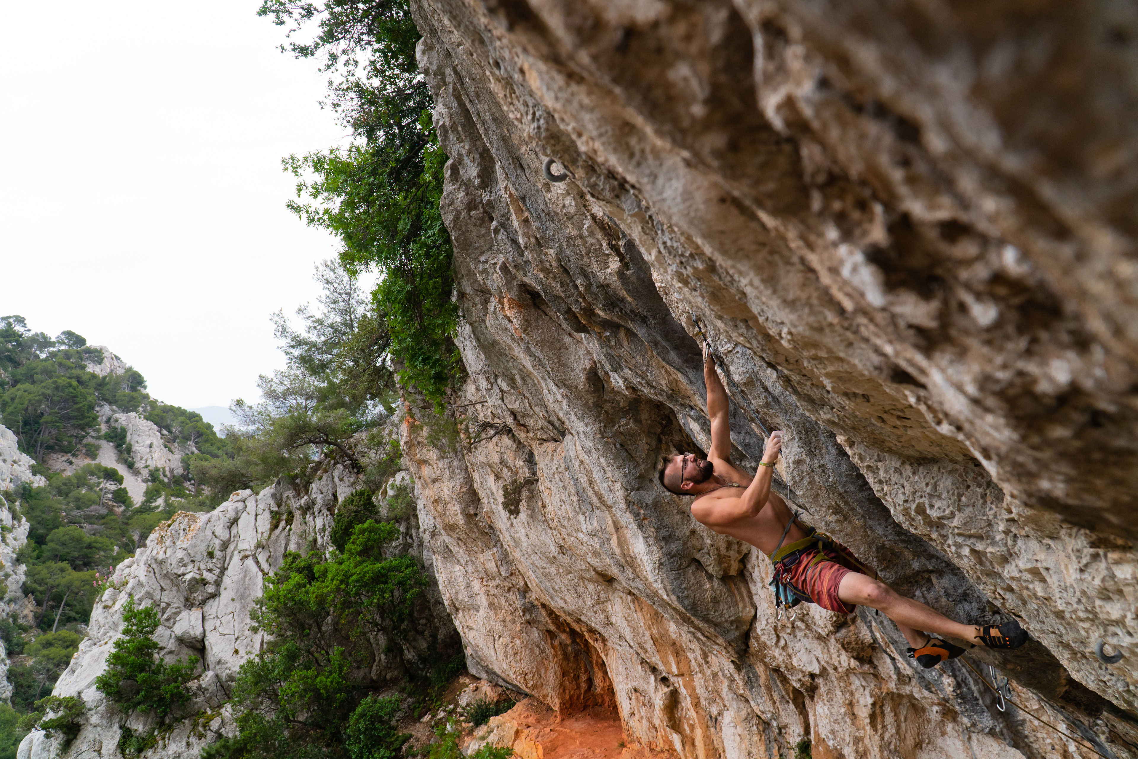 Alex dans "Deux qui la tienne" (8a)  - Toulon [Adelin]
