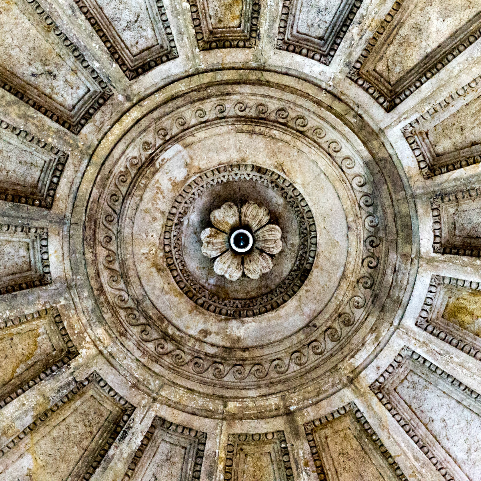 Überwachungskamera / Security cam - Zwinger Dresden