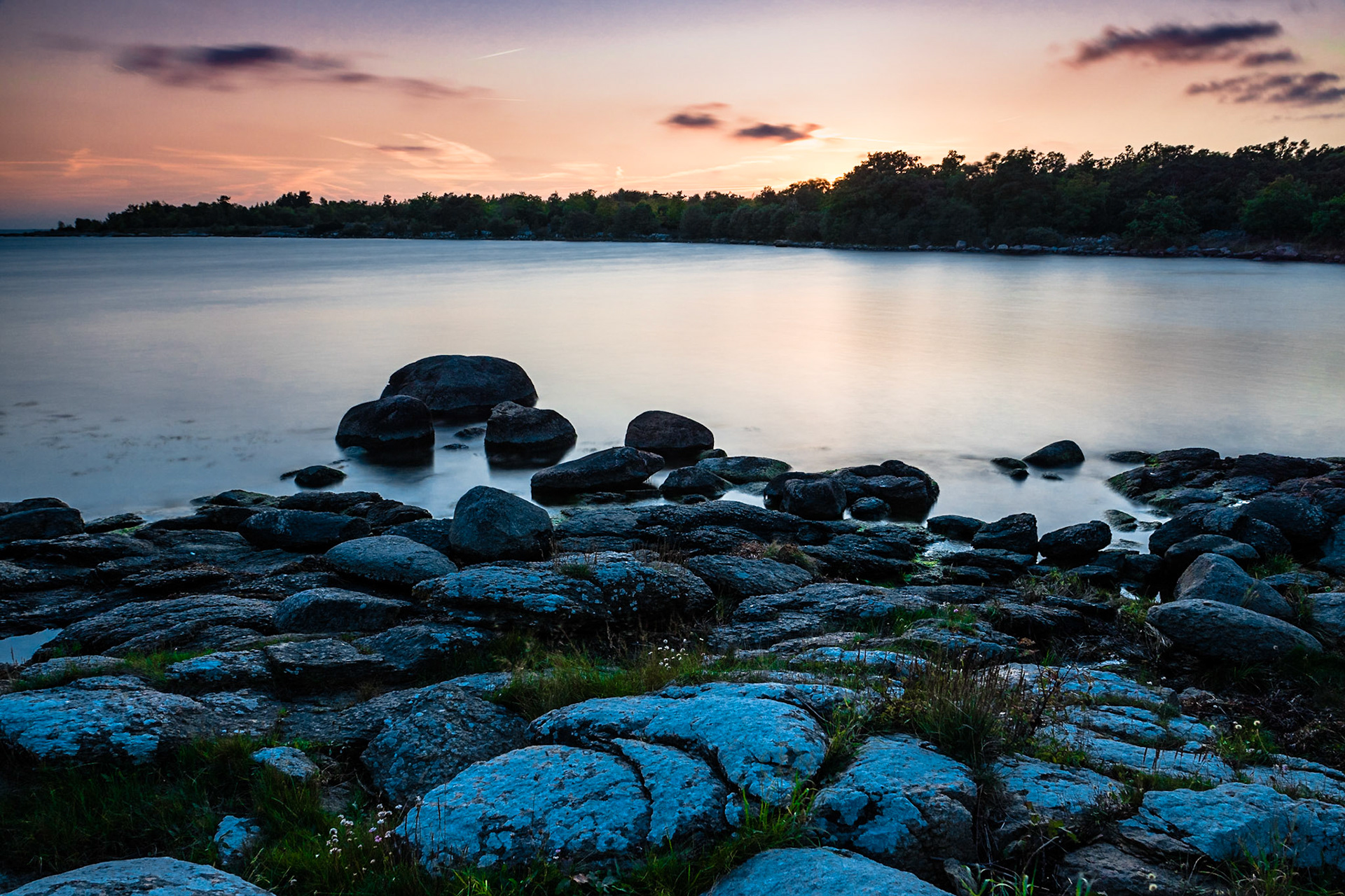 ISO 100 | 16 mm | f/8 | 15 s