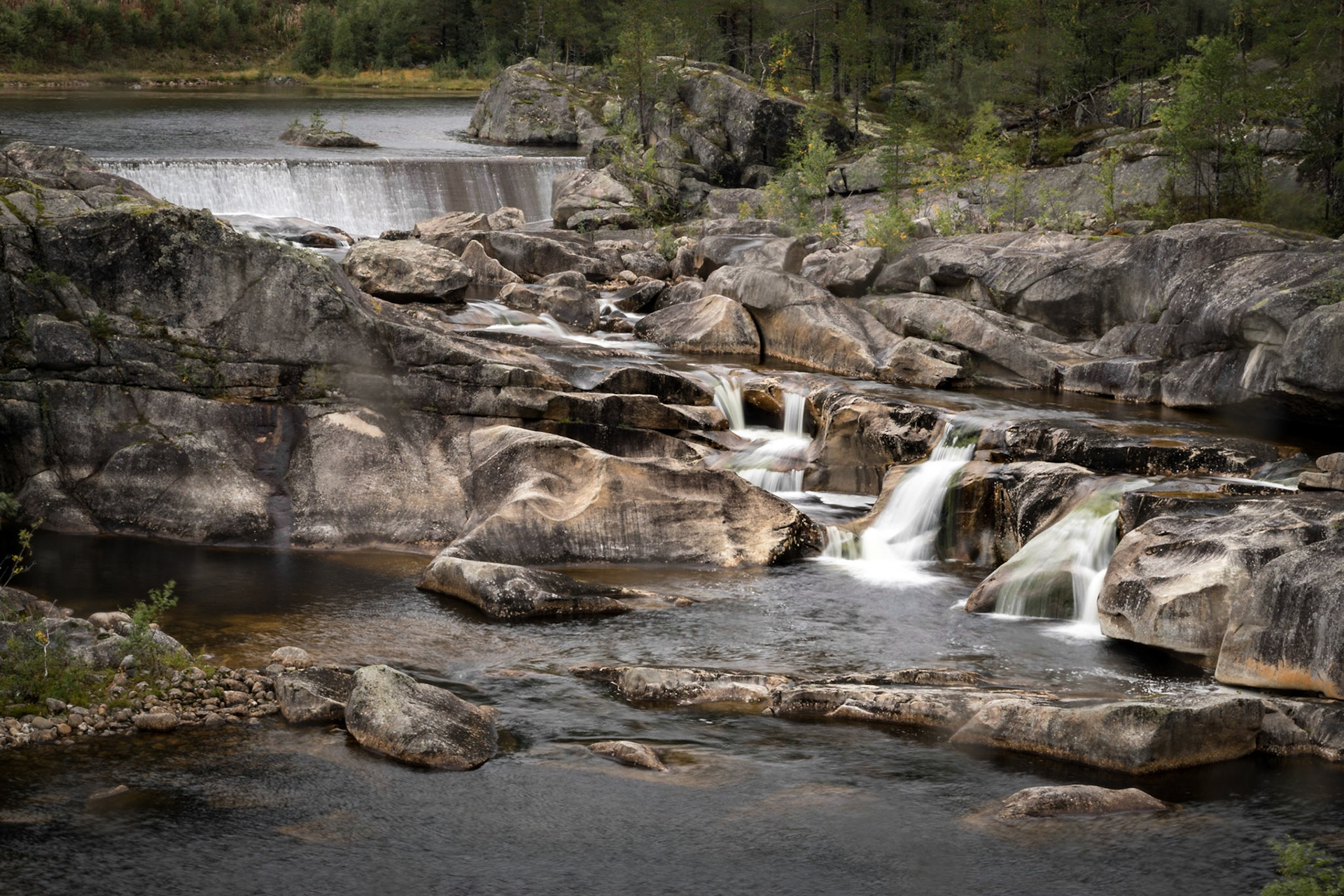 Sony ILCA-77M2 | DT 16-50mm F2.8 SSM @ ISO 50 | 50 mm | f/22 | 1/2 s