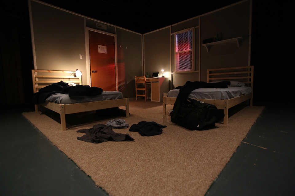 Red Light Winter : Act I, A hostel in Amsterdam