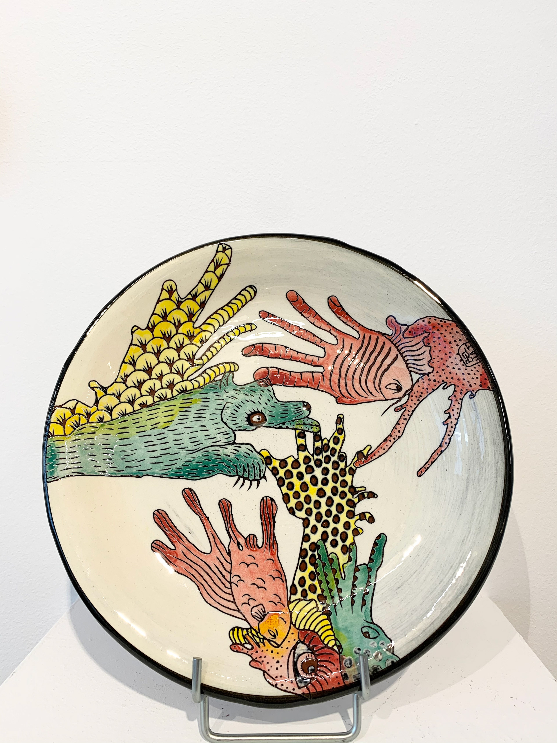 Assiette en faïence, Collection 'Pareidole' Diam 10 cm - 65€