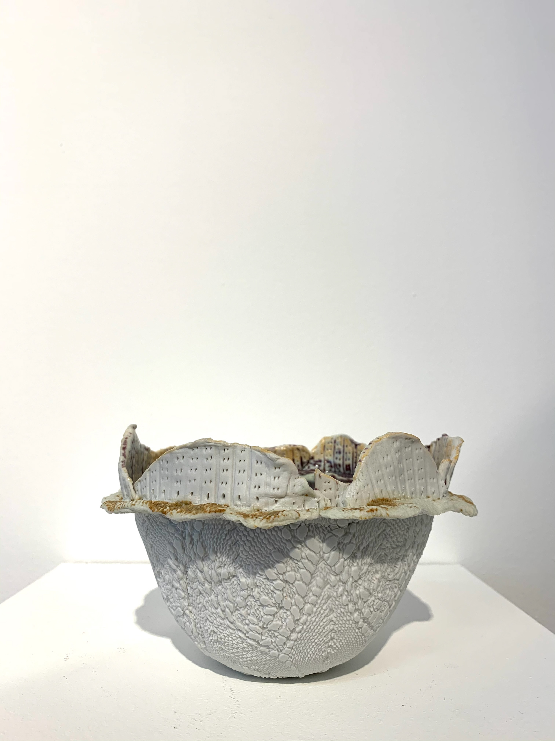 Bol pièce unique 'Demi-sphère - 17 x 10 cm - Porcelaine - 150€
