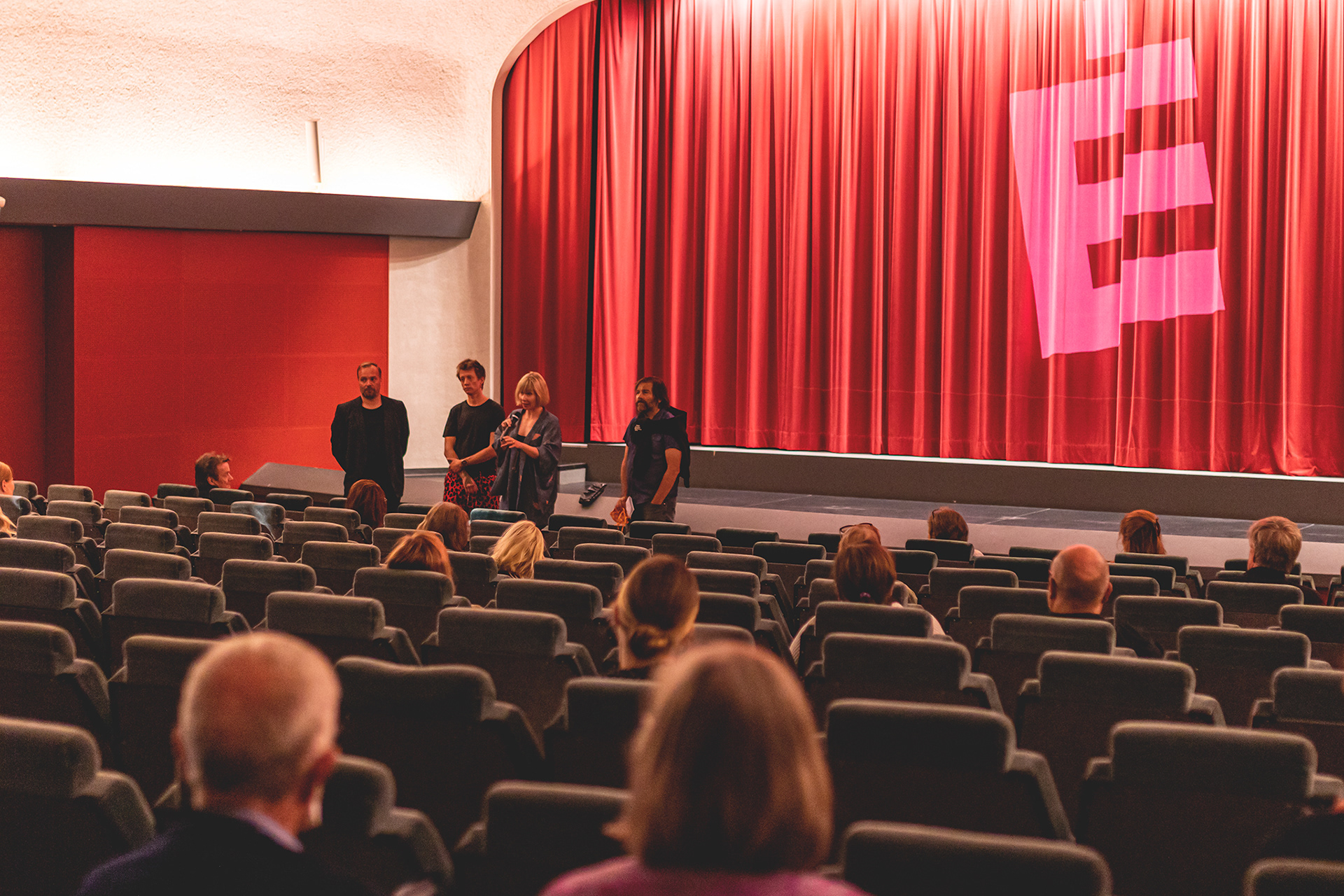 Syksyn jälkeen saapuu kevät -ennakko Espoo Cinéssa 2020