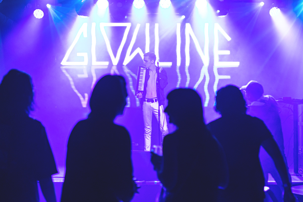 Glowline