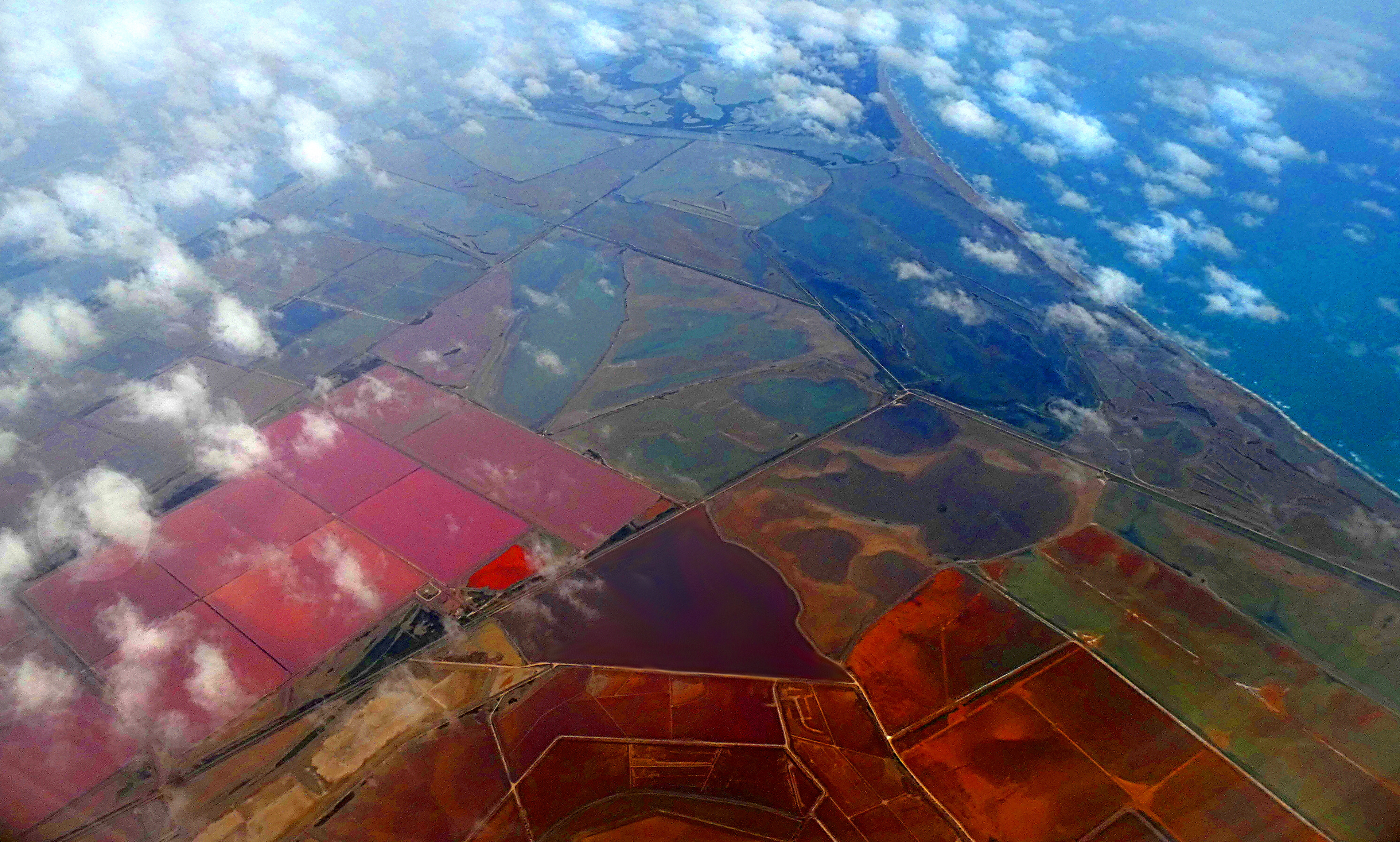 Etangs de Berre vus du ciel