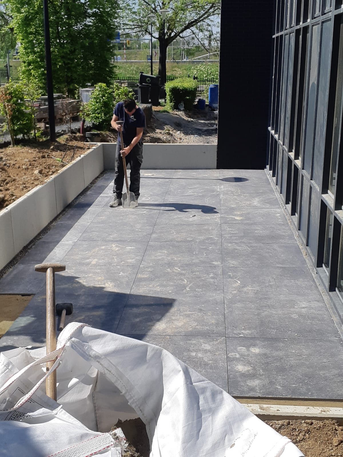 Verhallen Grondverzet straatwerk - terras