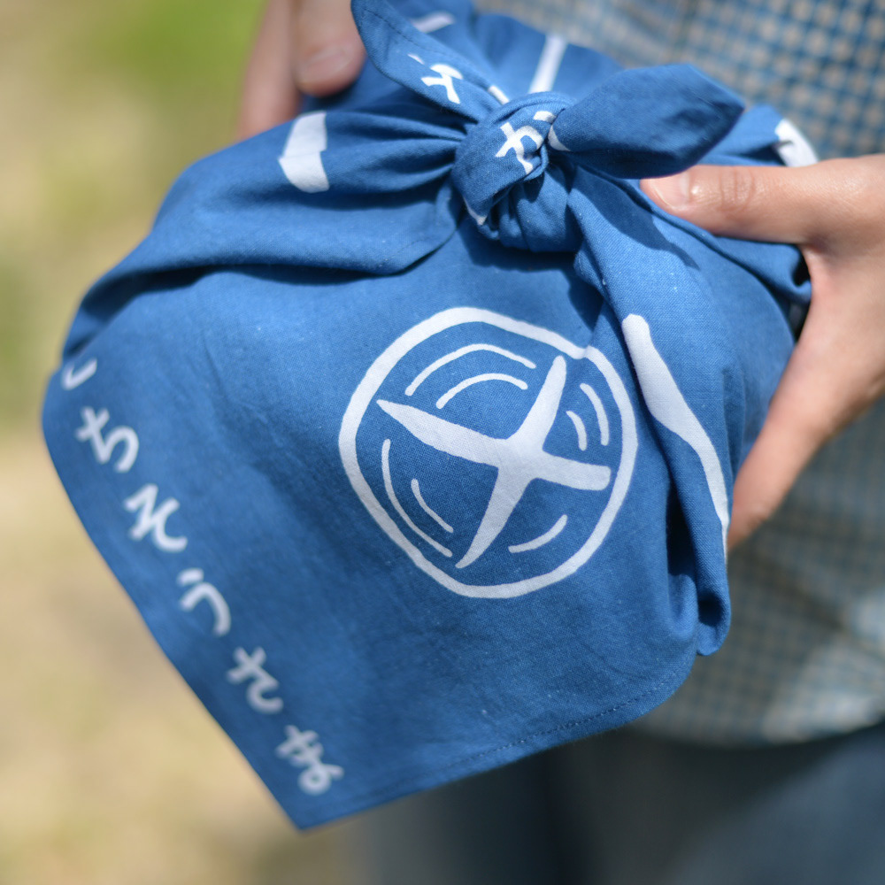 いたたきますのお弁当包み