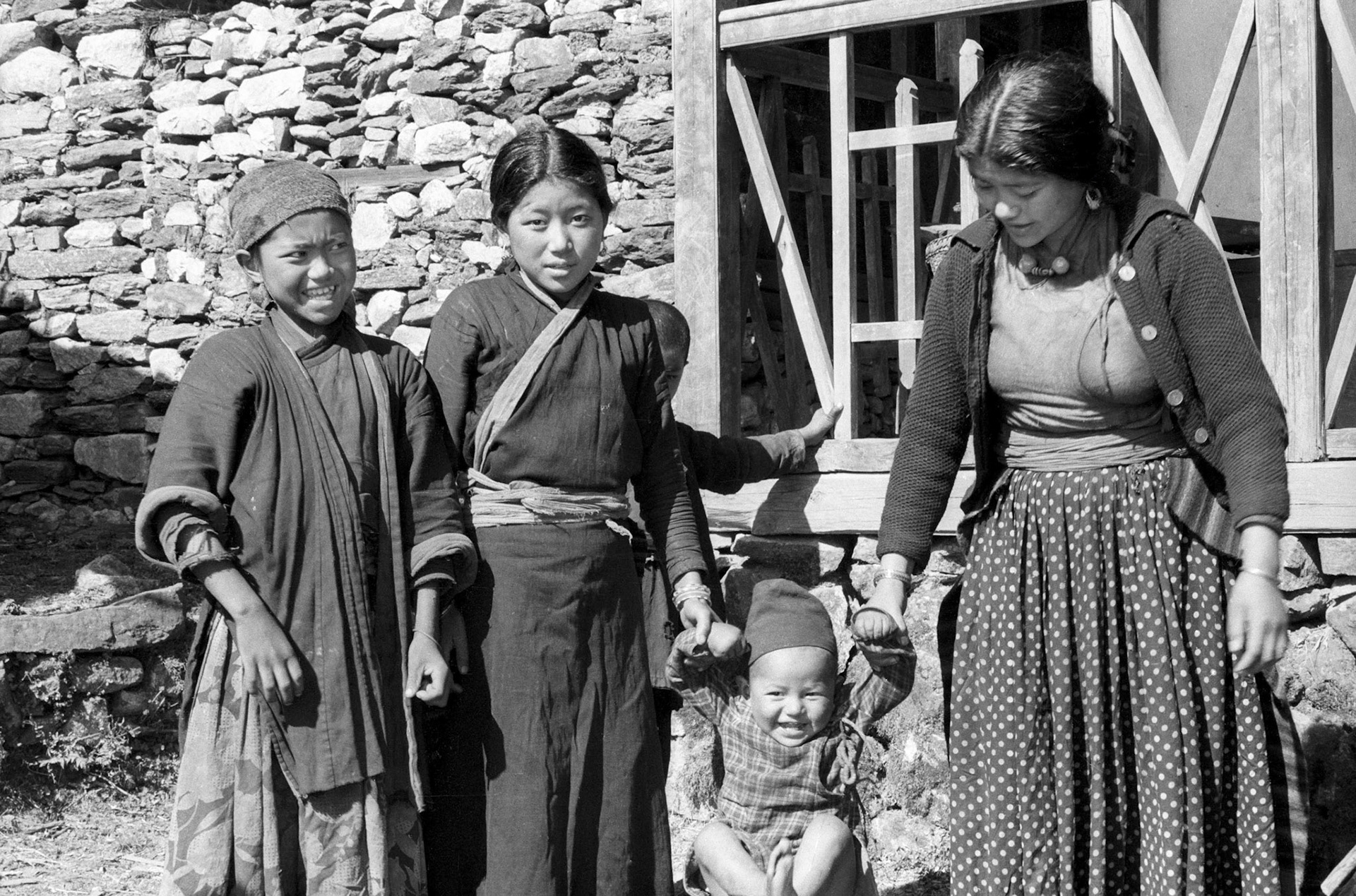 (L-R) Phu Lama Shangba (247), Nim Doma Shangba (163), Nowang Waiba (292), Menzen Shangba (236)