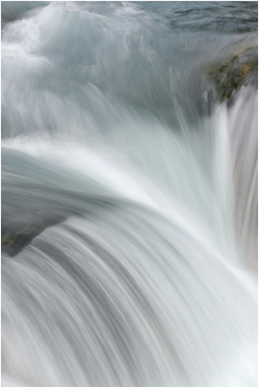 Falls detail, Kicking Horse River, Yoho NP, BC