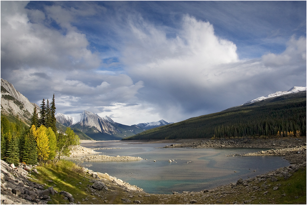 Medicine Lake, Jasper