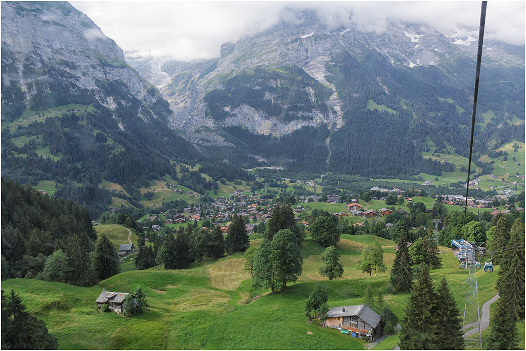 Gondola from Grindelwald to First