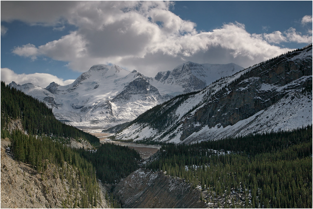 Athabasca, Andromeda & Snowdome Mts., Icefields Parkway, Jasper NP