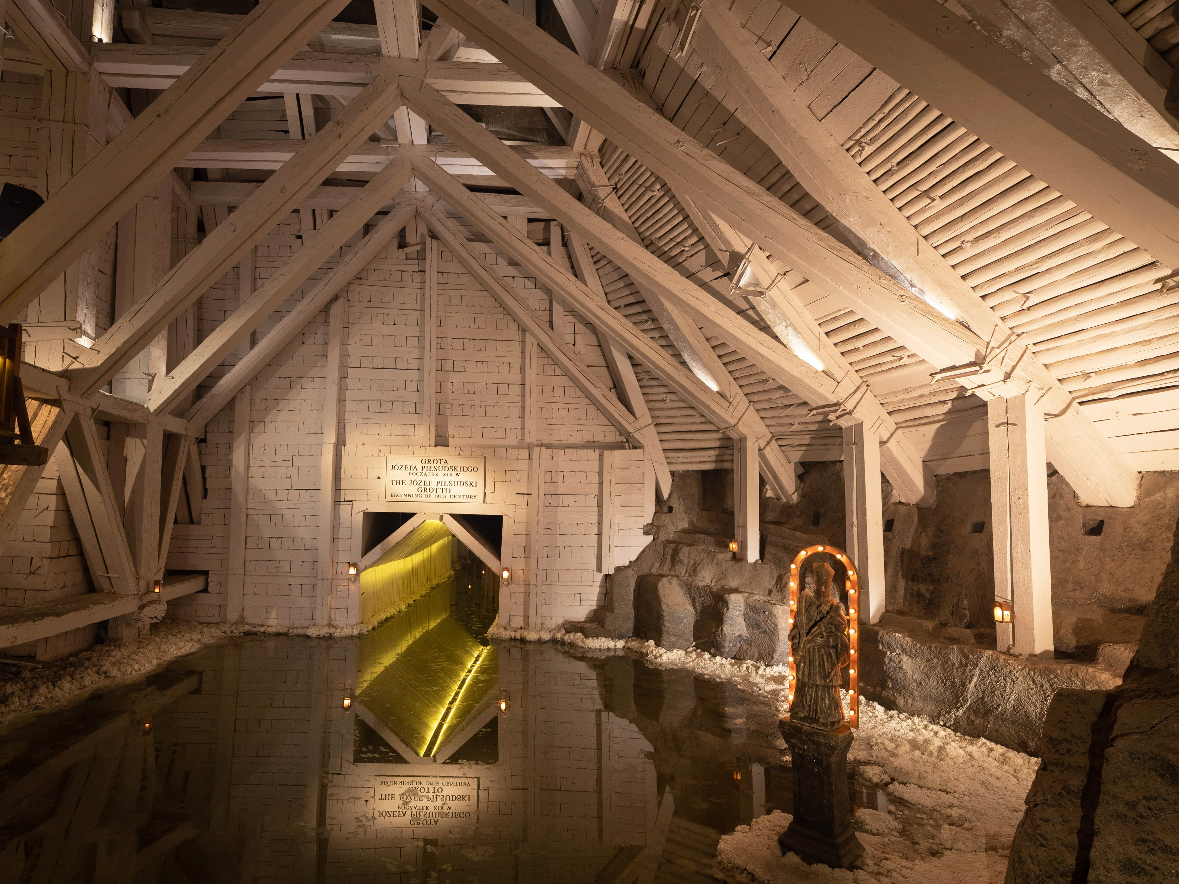 lac souterrain