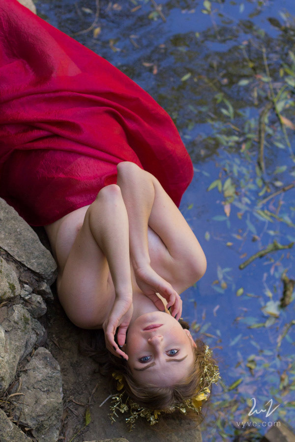 Model: Yana Malaki