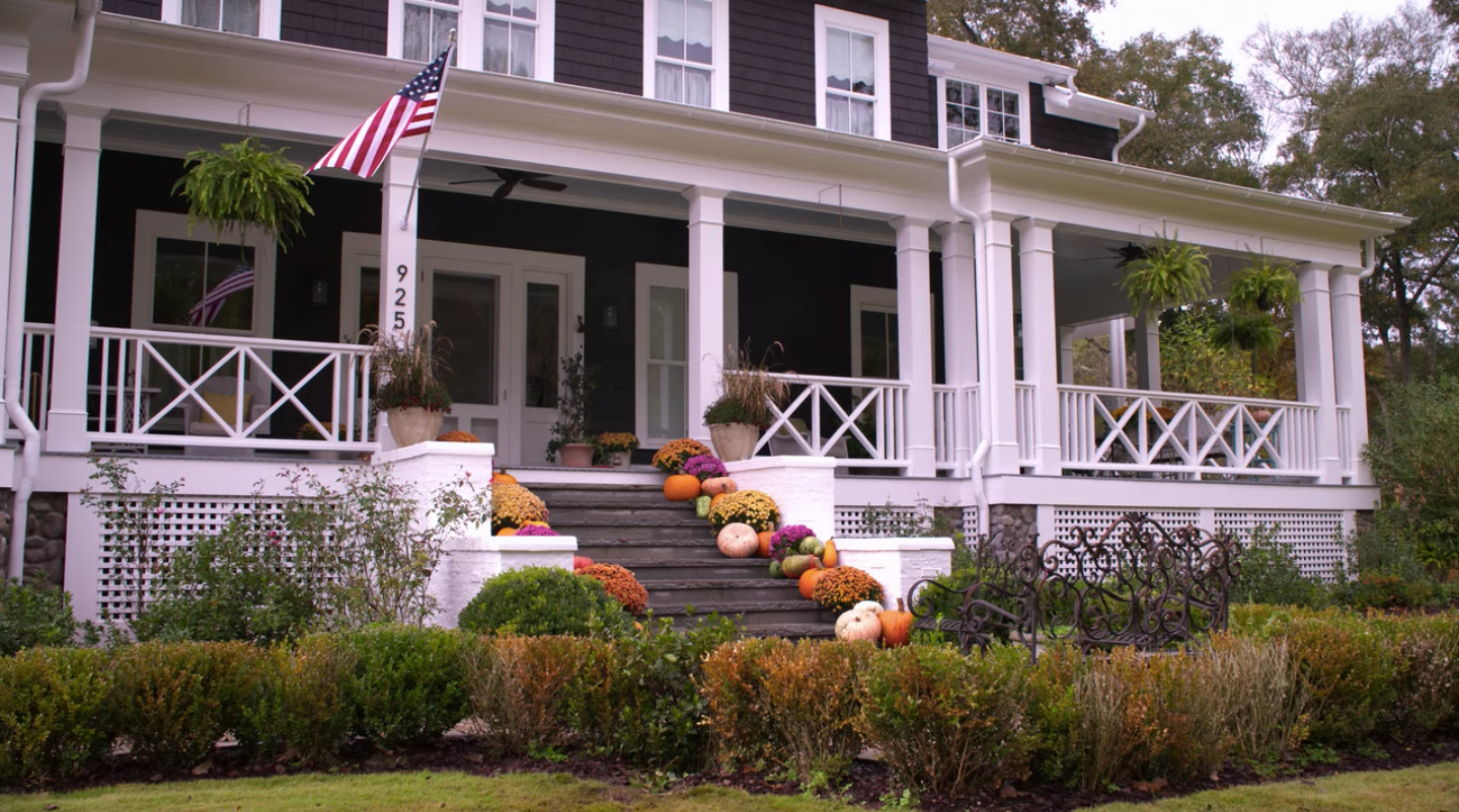 EXTERIOR ABRAHAM HOUSE