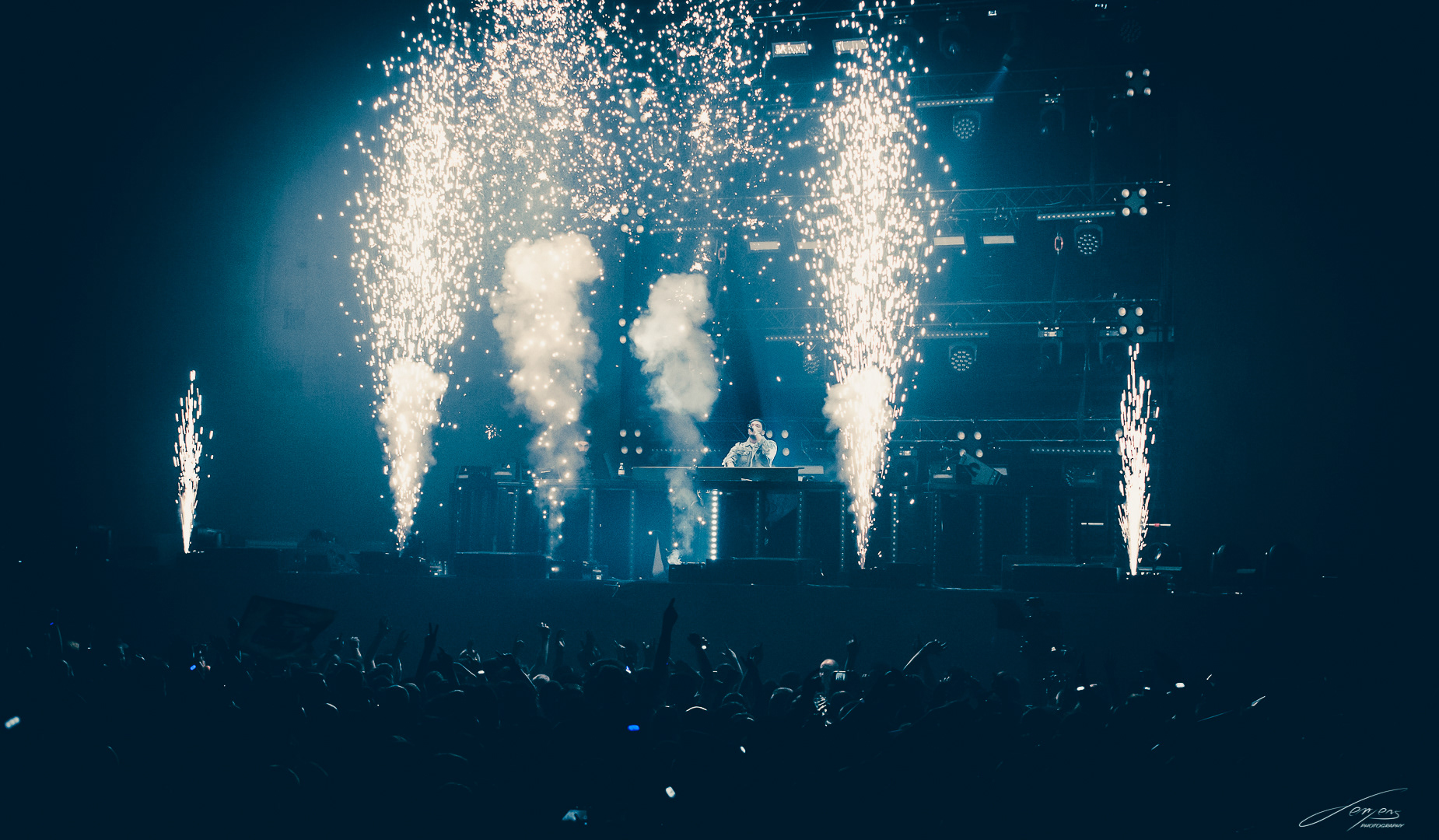 Jonas Blue © Lempens Studio