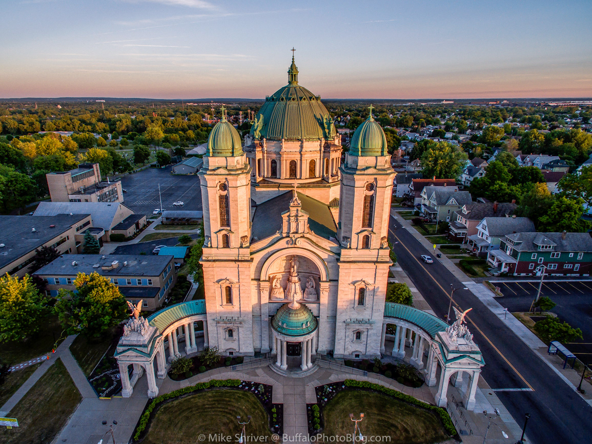Photography of NY - Sunday Service: Our Lady of Victory Basilica
