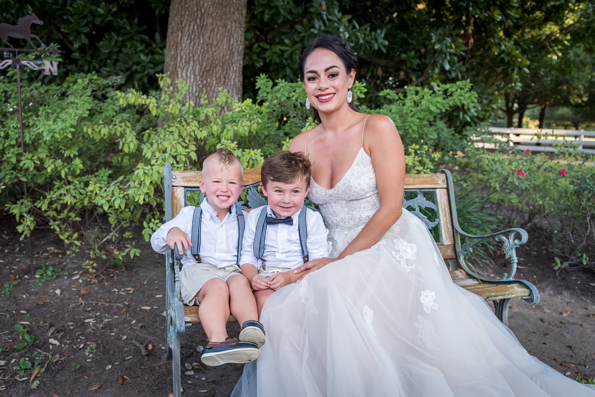 Wedding Day Photos taken in Brenham, TX by Wedding Photographer Aaron Resop @ permavista ranch & resort, Brenham, TX 77833