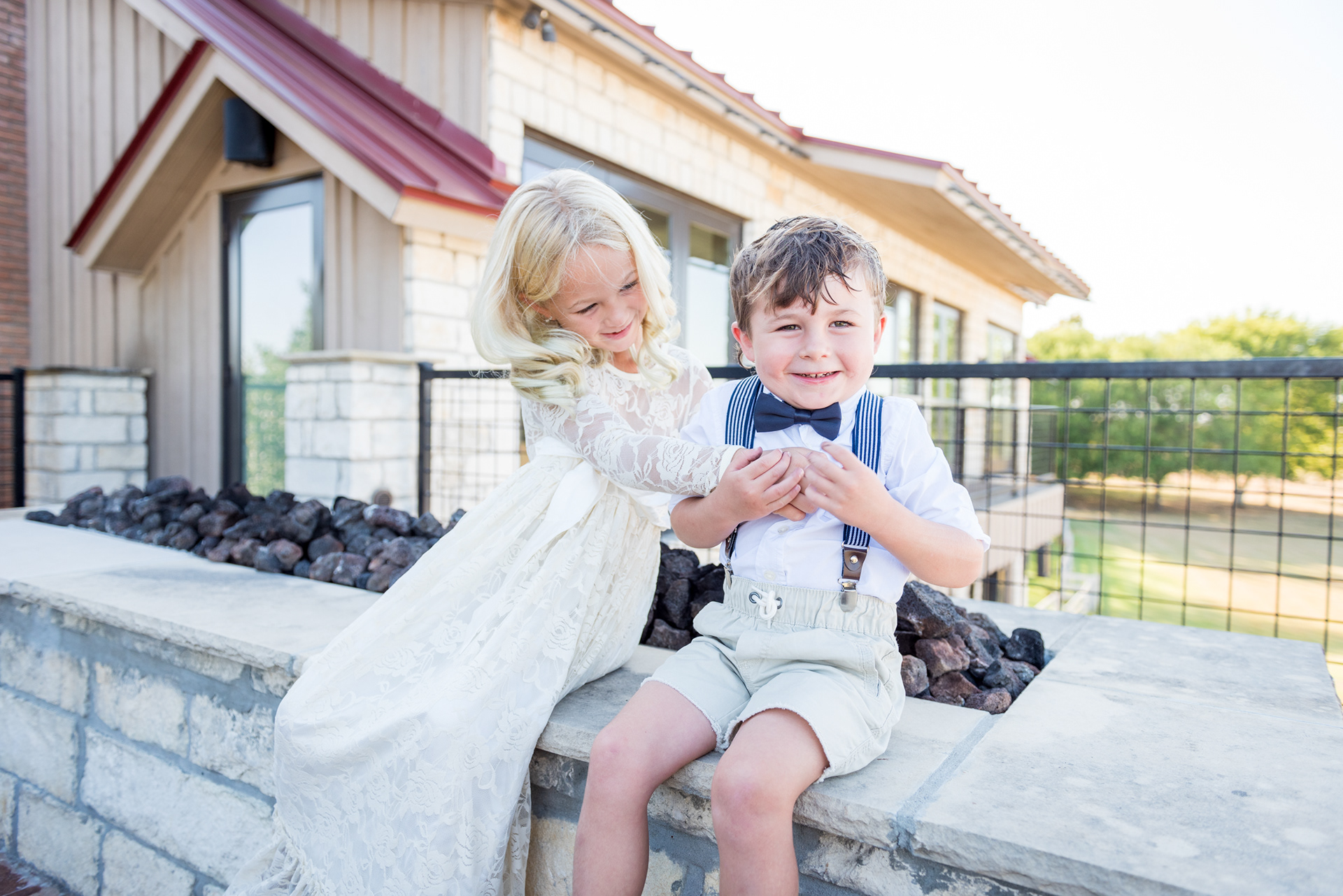 Wedding Day Photos taken in Brenham, TX by Wedding Photographer Aaron Resop @ permavista ranch & resort, Brenham, TX 77833