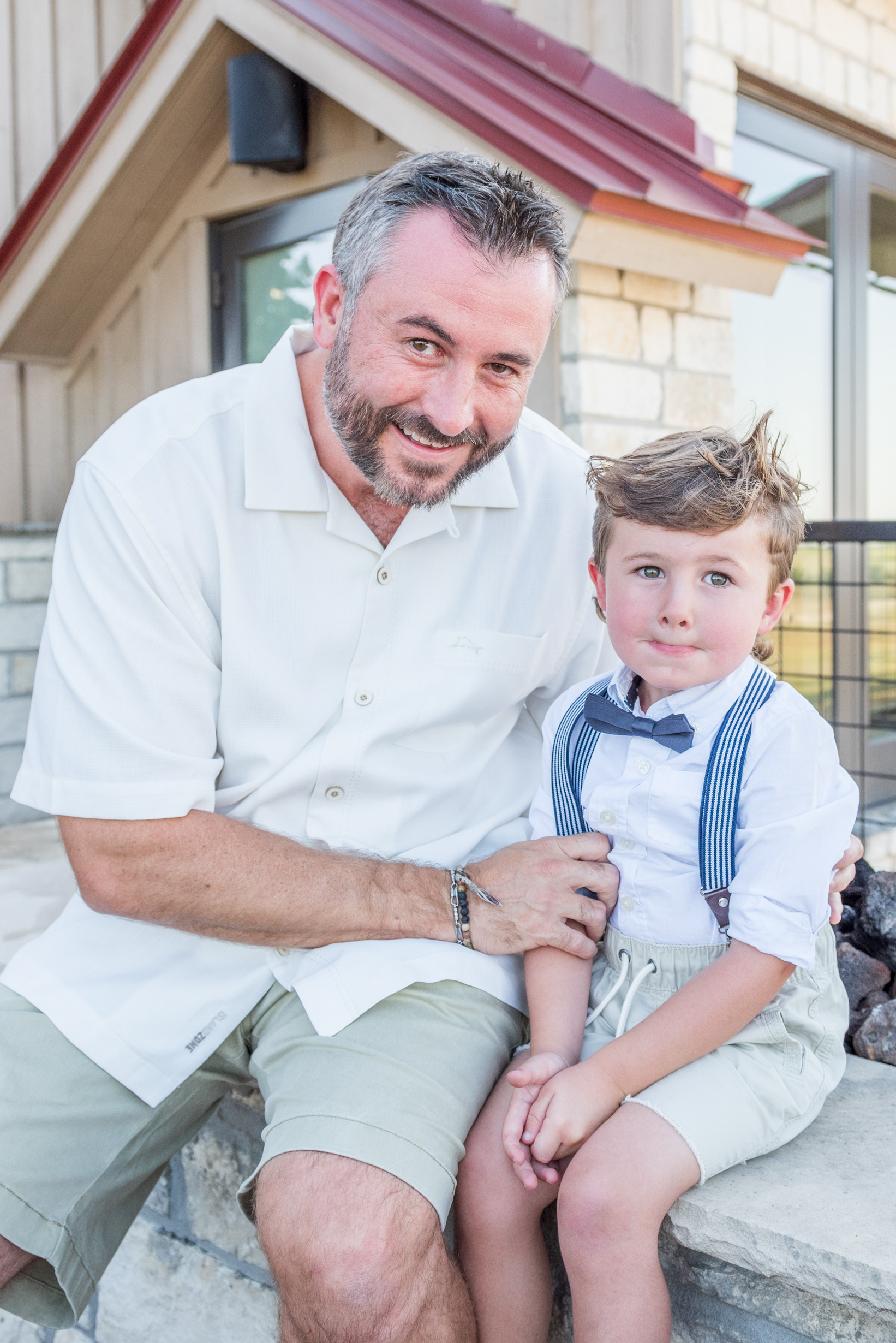 Wedding Day Photos taken in Brenham, TX by Wedding Photographer Aaron Resop @ permavista ranch & resort, Brenham, TX 77833