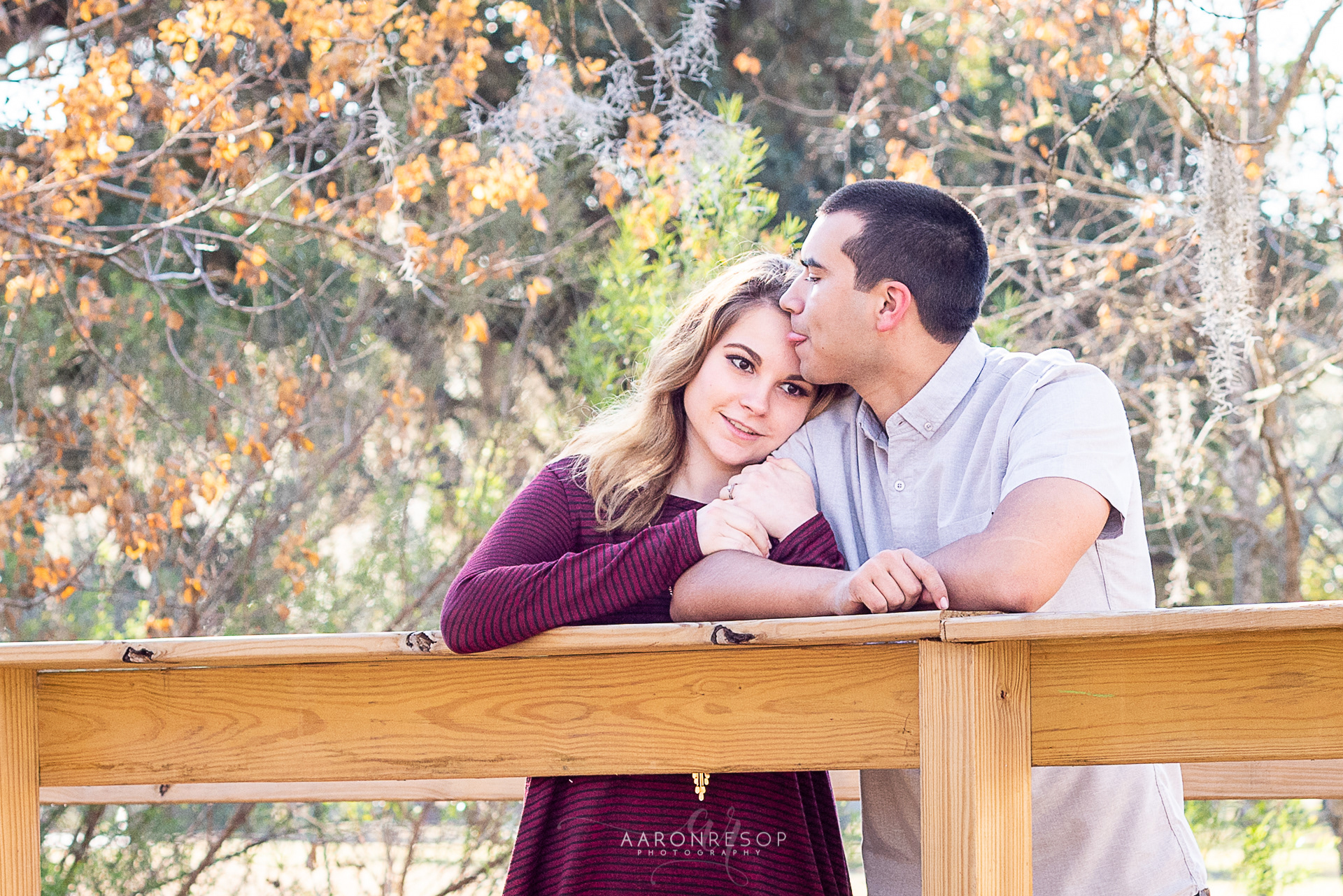 Engagement Photos taken in New Braunfels, TX by wedding photographer Aaron Resop
