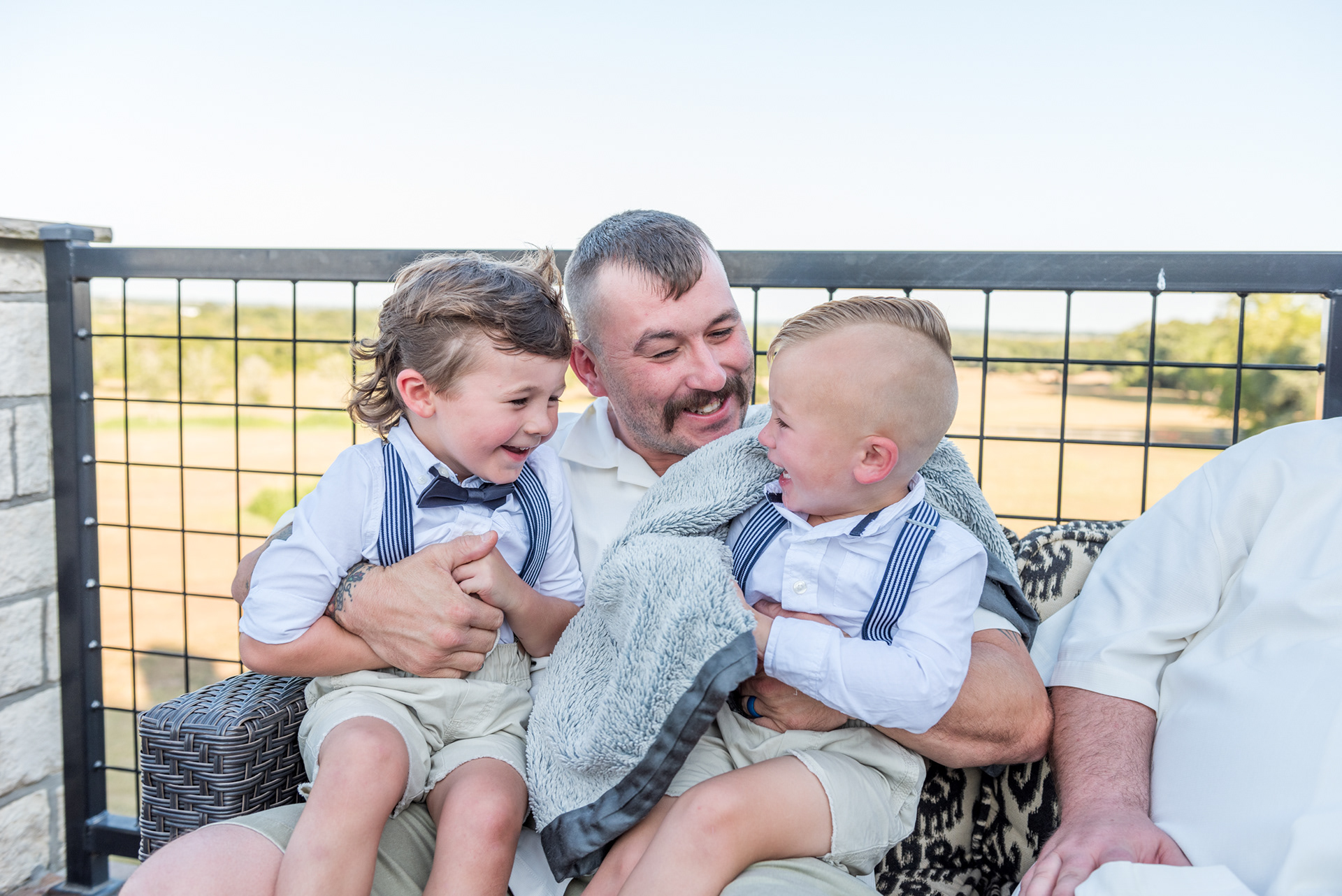 Wedding Day Photos taken in Brenham, TX by Wedding Photographer Aaron Resop @ permavista ranch & resort, Brenham, TX 77833