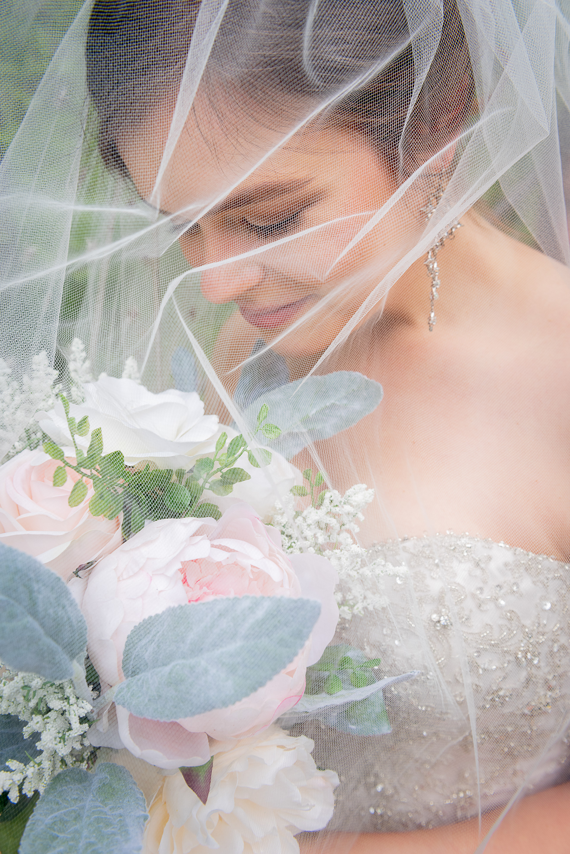 Bridal Photos taken in Austin, TX by Aaron Resop @ umlauf sculpture garden & museum 605 Azie Morton Rd, Austin, TX 78704