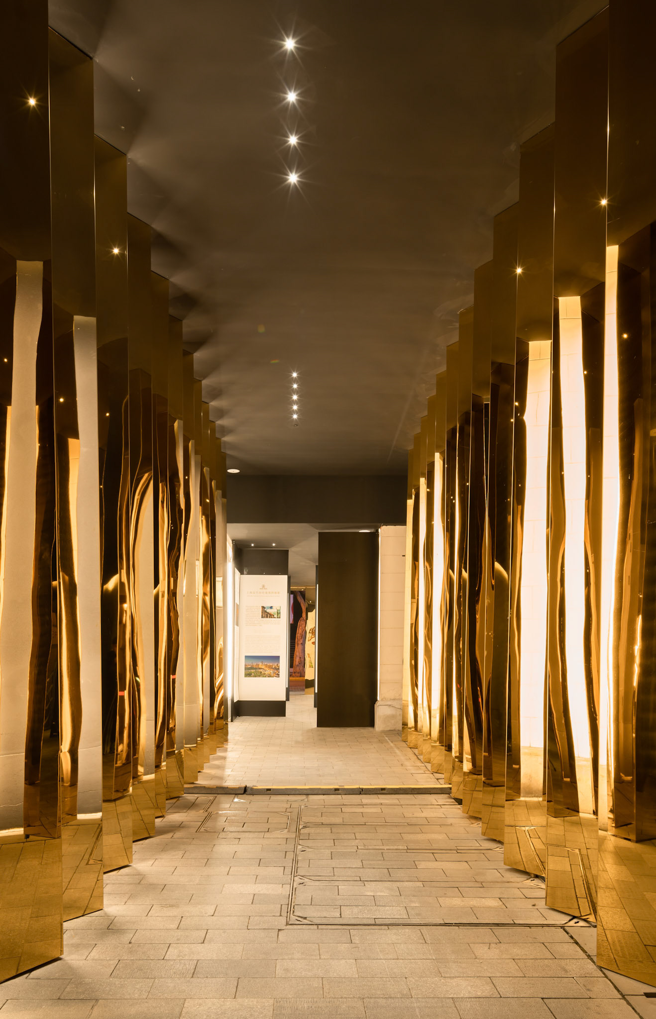 Designed by Yuchen Guo
Photo by Songkai Liu