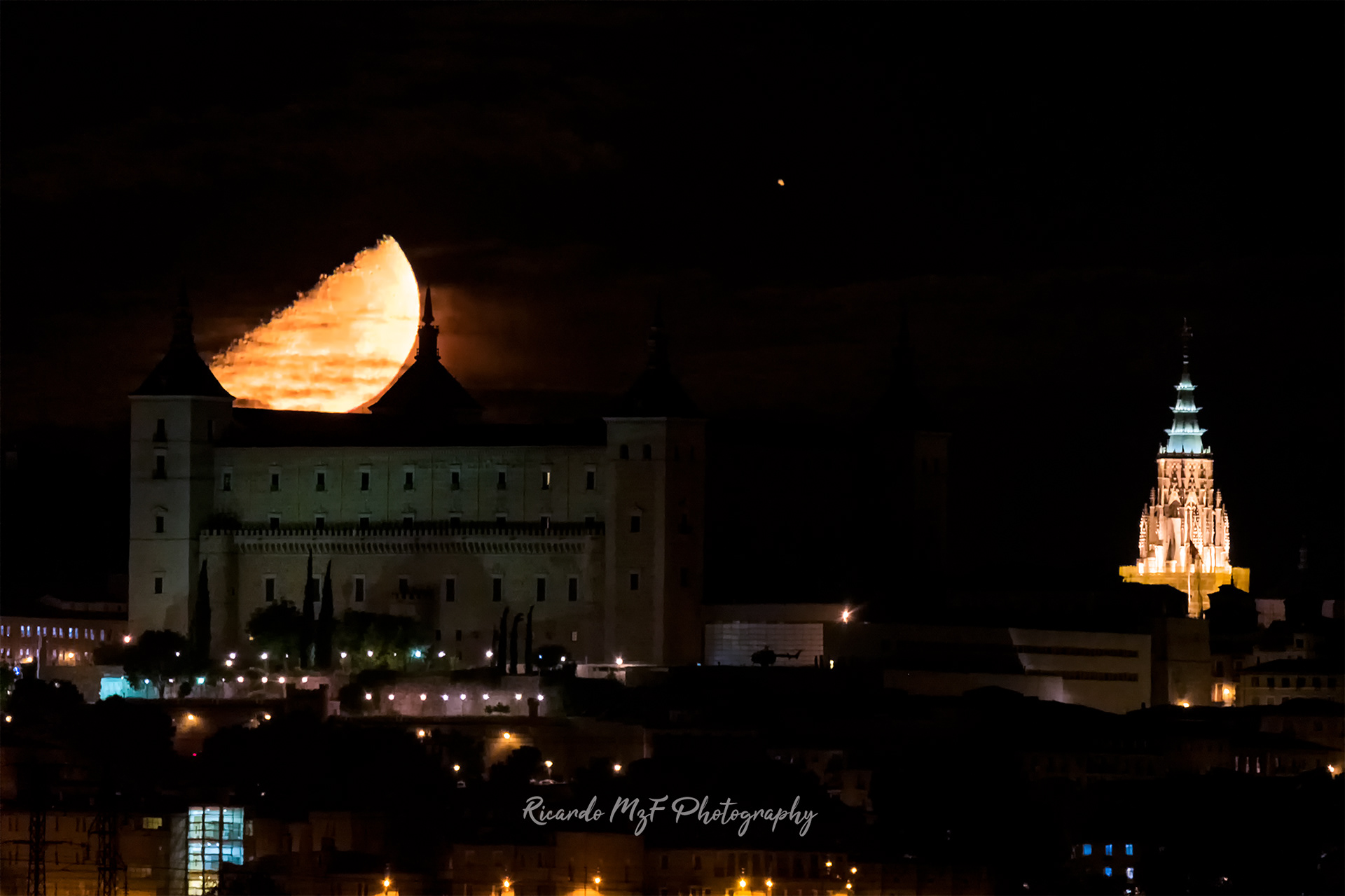 Salida de Luna tras Alcazar de Toledo