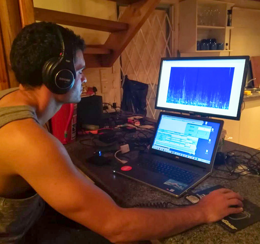 Nights in the field are made for analyzing the data recorded during the day, in this case by a hydrophone.