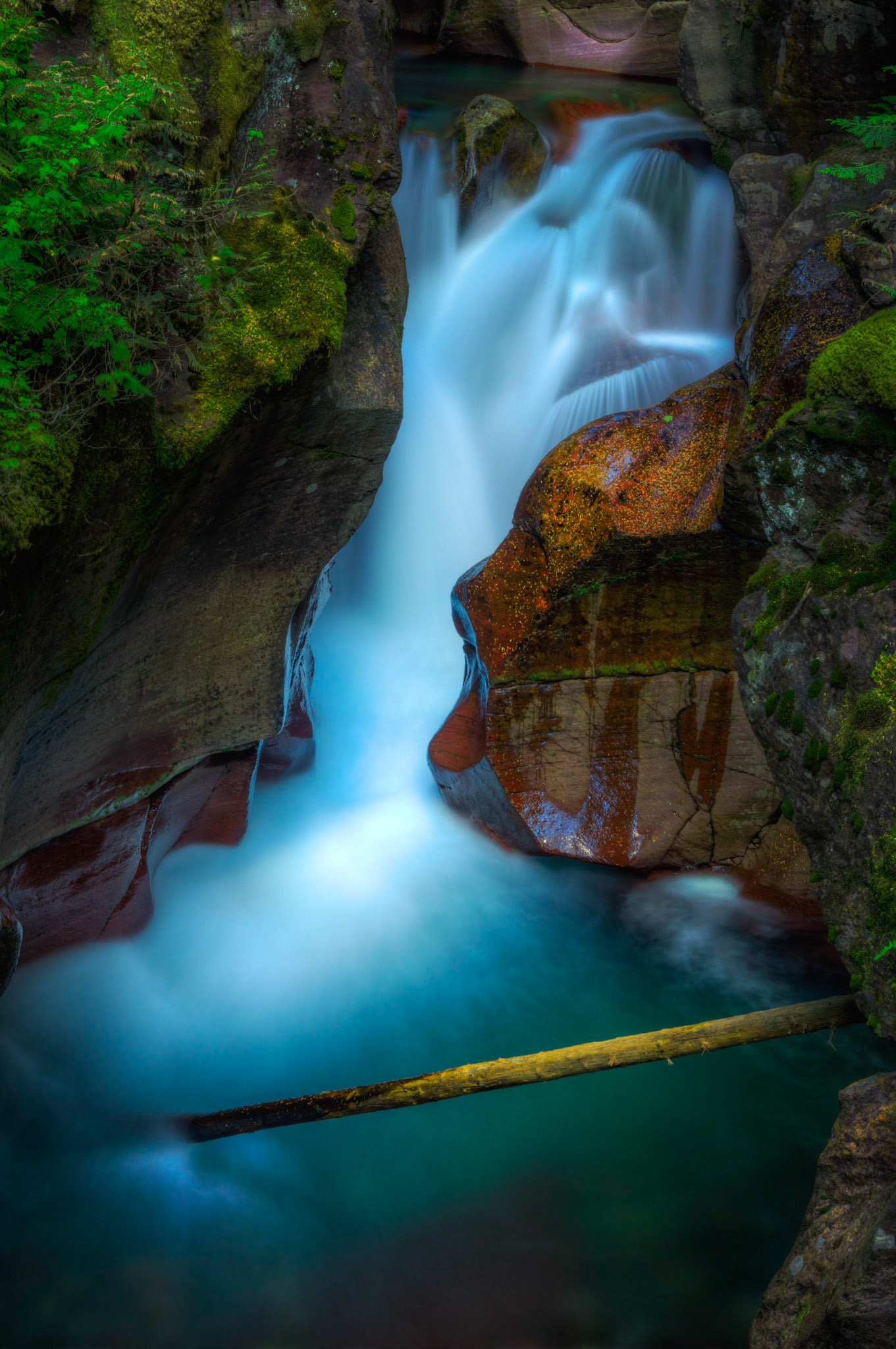 Avalanche CreekGlacier National ParkJuly 30, 2015This is an HDR image consisting of 5 exposures merged in Photomatix Pro. Additional processing in Lightroom and Photoshop.PENTAX K-3, Sigma 18-250mm f/3.5-6.3 DC OS HSMISO 100 45 mm  4.0 sec at ƒ / 14