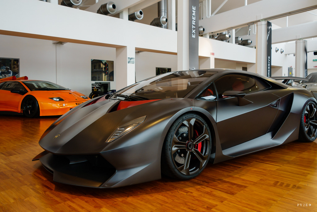 Lamborghini Sesto Elemento