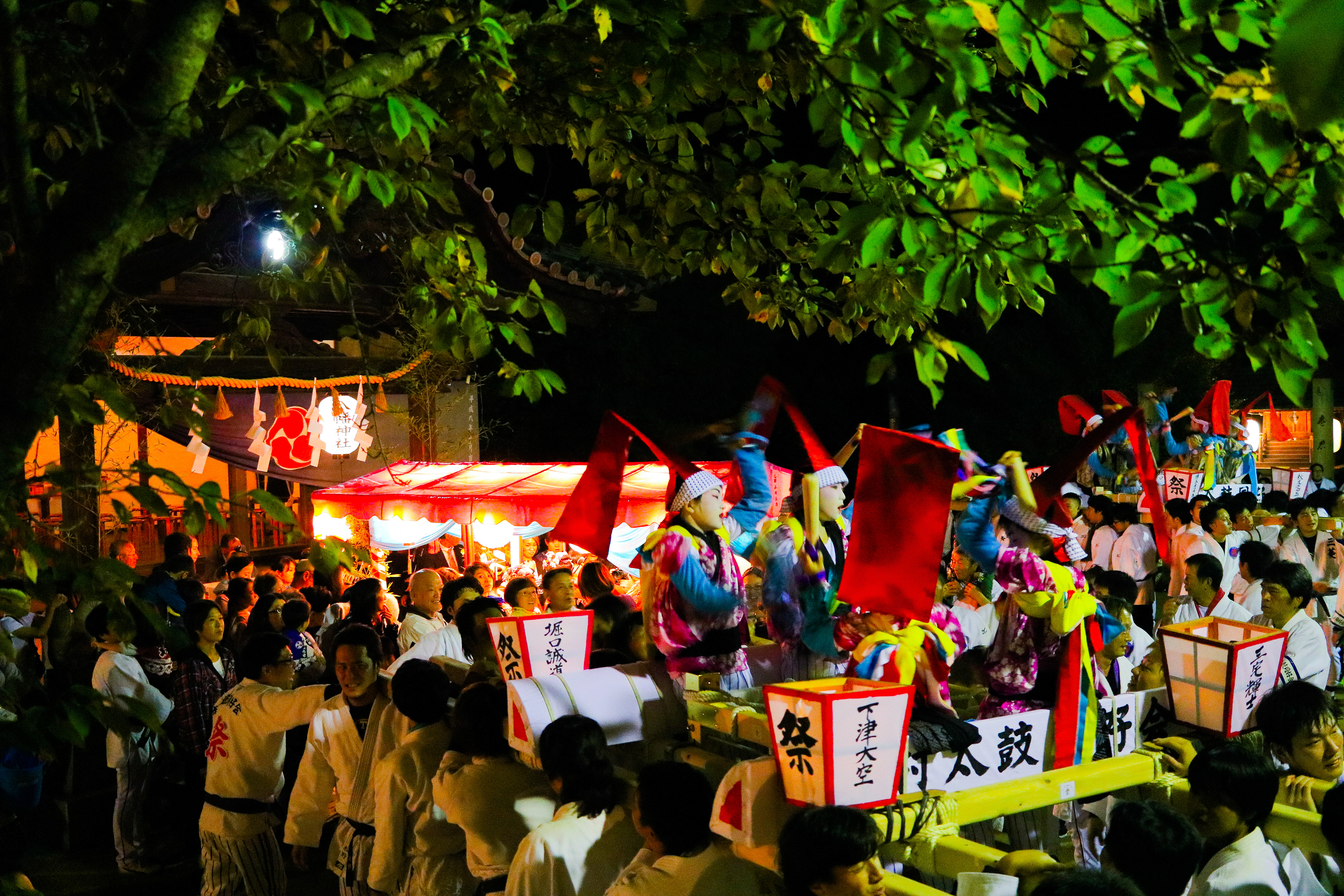 The mikoshi made its way to the temple after a 2-hour long procession, Japan, 2017