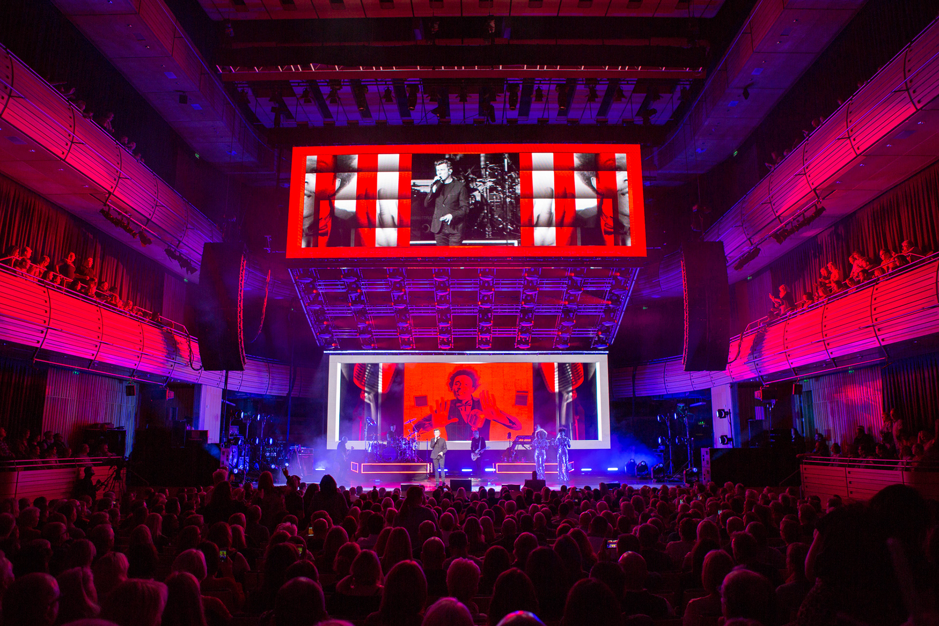 System Tech, Rick Astley #BeautifulLife Tour 2018