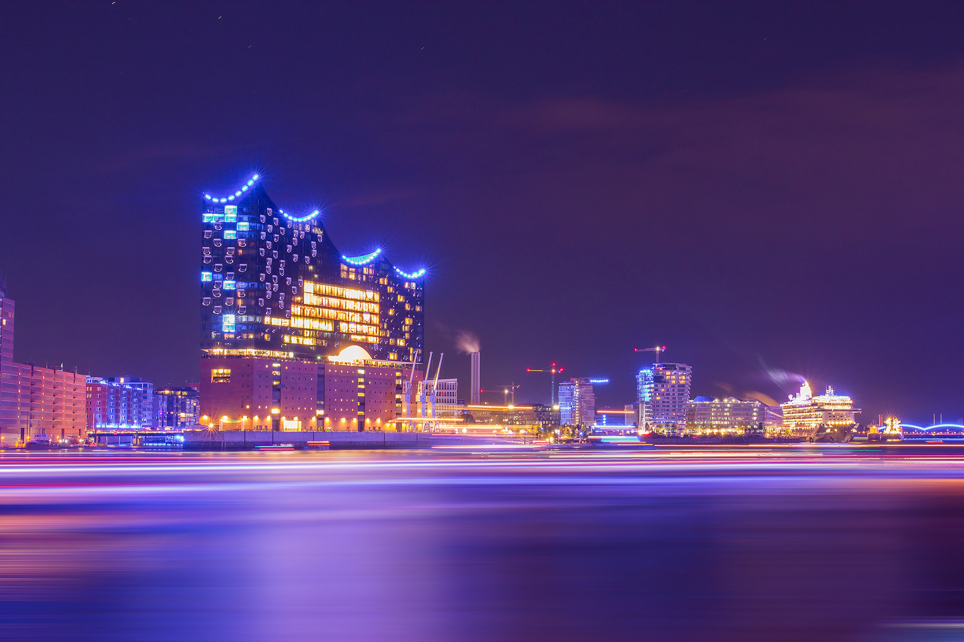 Die Elbphilharmonie bei den Blue Ports 2017, Hamburg, Fotobagaluten