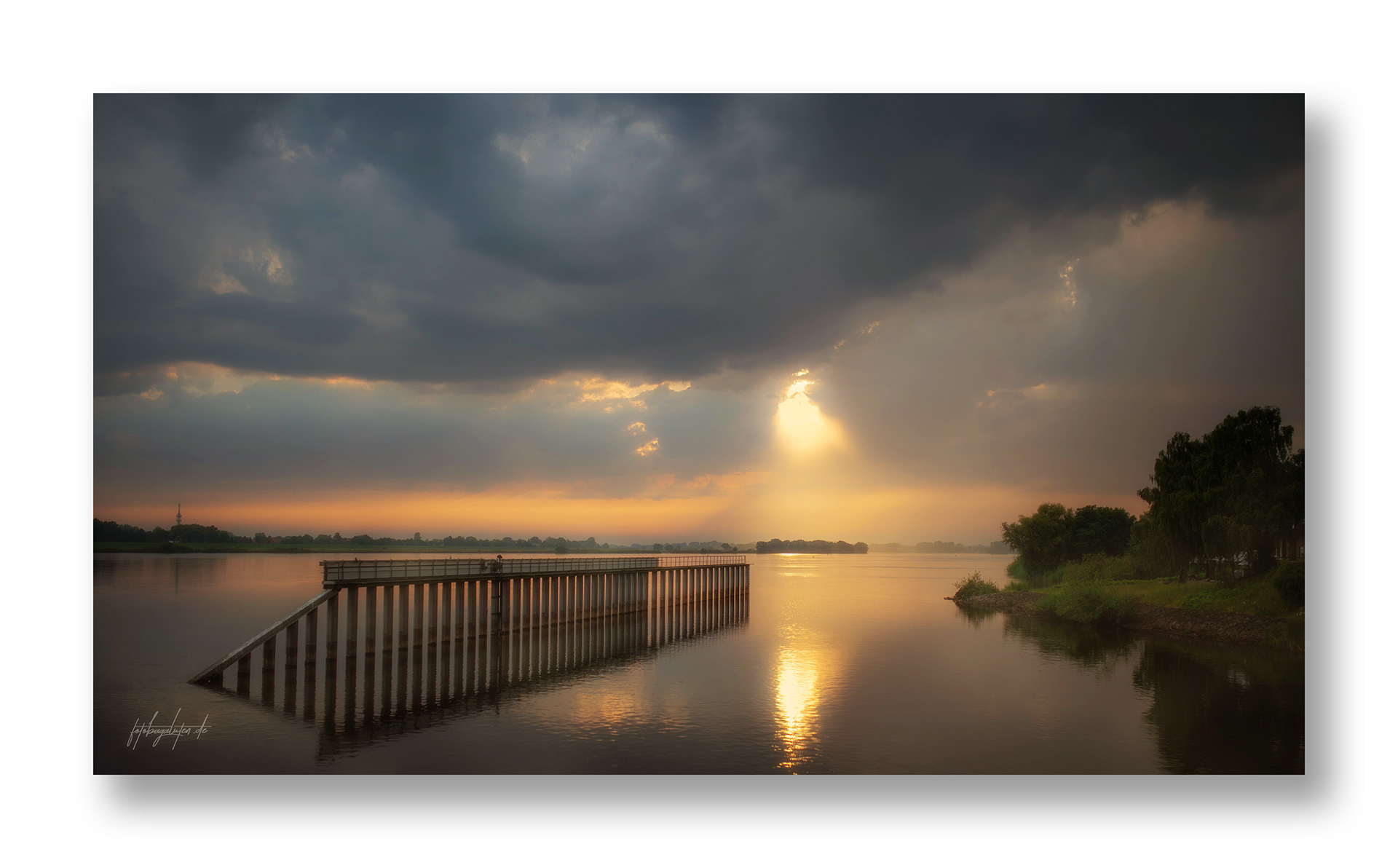 Krümmel Kernkraftwerk Elbe Sonnenuntergang fotobagaluten